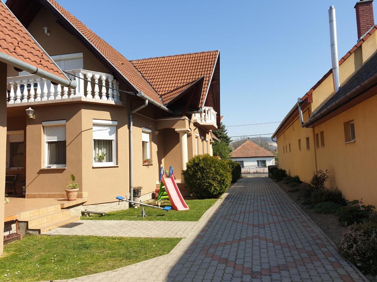 Ilda Apartments Harkány Kültér fotó